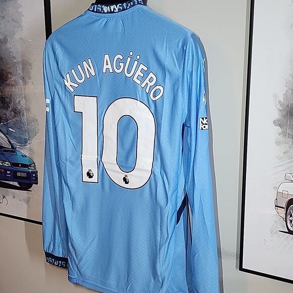 Manchester City FC #10 KUN AGUERO Game Day Player Jersey - Picture 6 of 8